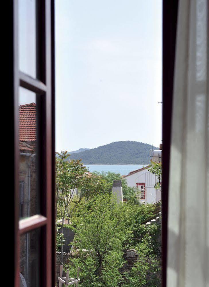 云达迪克住宿加早餐旅馆 Ayvalı 外观 照片